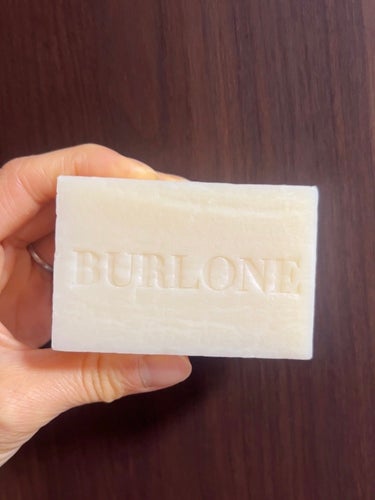 BURLONE BURLONE ナチュラルソープ ミルキーホワイトのクチコミ「BURLONE
BURLONE ナチュラルソープ ミルキーホワイト　　100g


《天然成分.....」（3枚目）