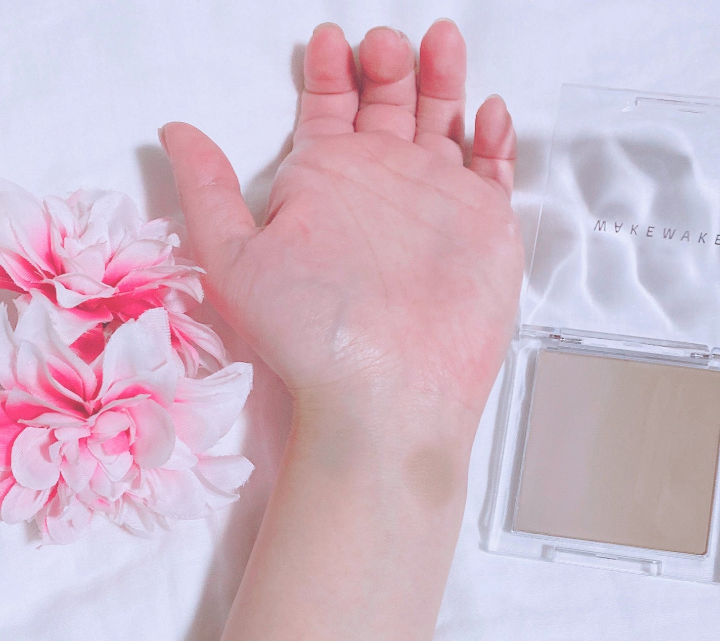 ミックスブラーリングボリュームハイライター/wakemake/パウダーハイライトを使ったクチコミ(3枚目)