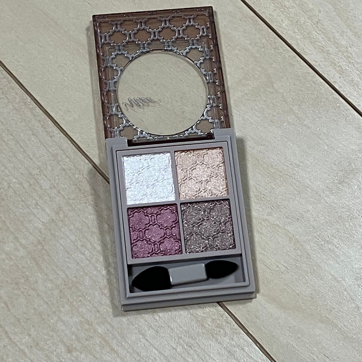 グロッシーリッチ アイズ N/Visée/アイシャドウパレットを使ったクチコミ(2枚目)