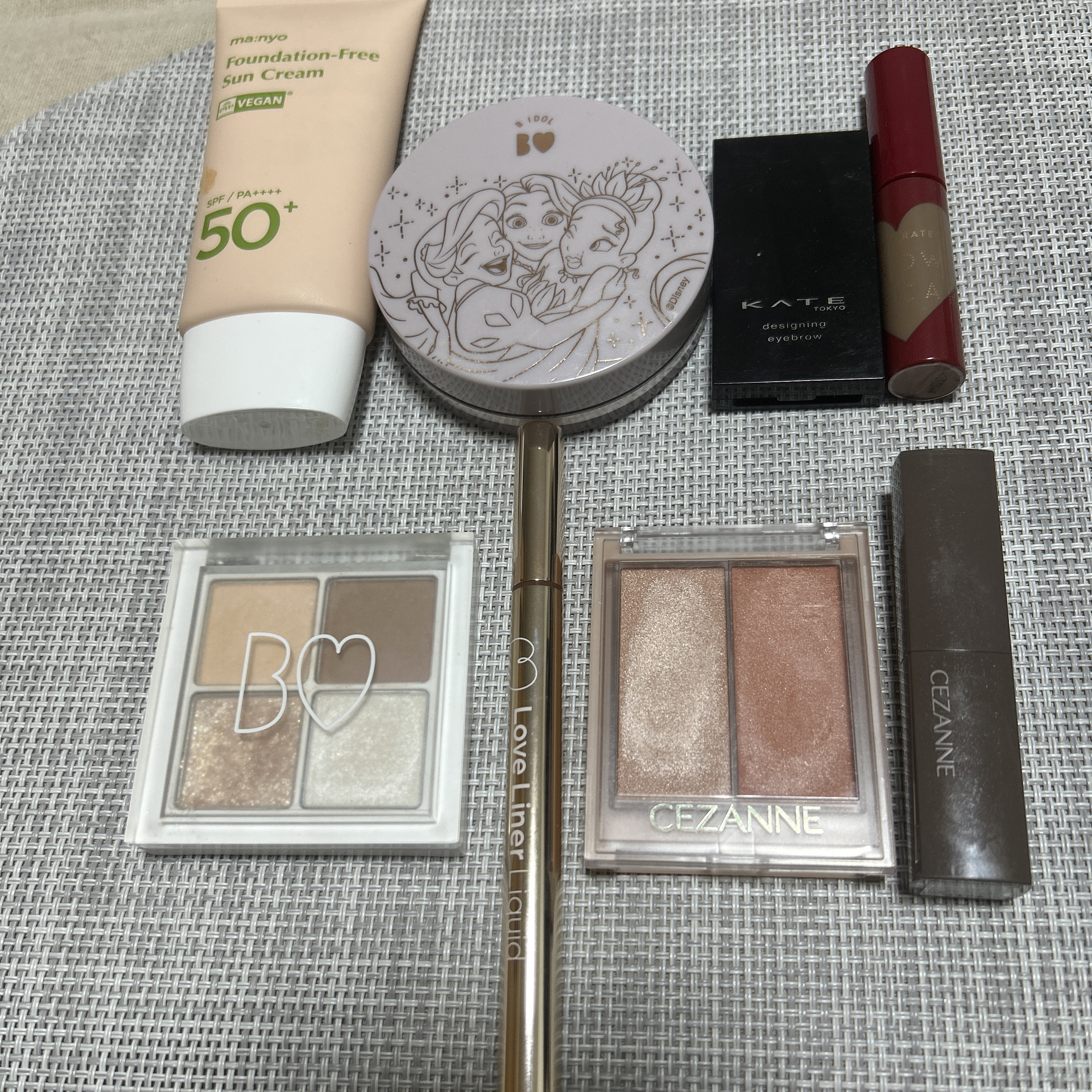 ケイト デザイニングアイブロウ3D/KATE/パウダーアイブロウを使ったクチコミ（1枚目）