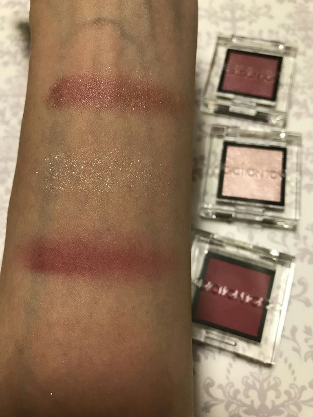 アディクション ザ アイシャドウ スパークル/ADDICTION/単色アイシャドウを使ったクチコミ(3枚目)