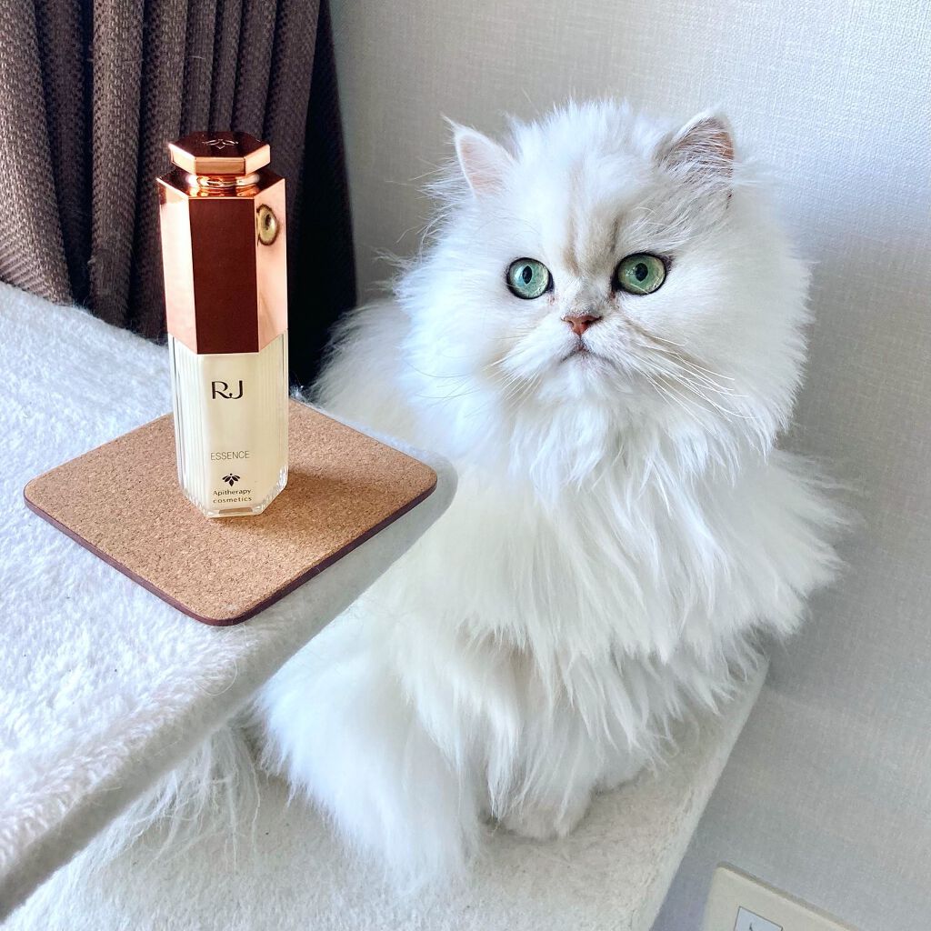 薬用 RJエッセンス/アピセラピーコスメティクス/美容液を使ったクチコミ（2枚目）