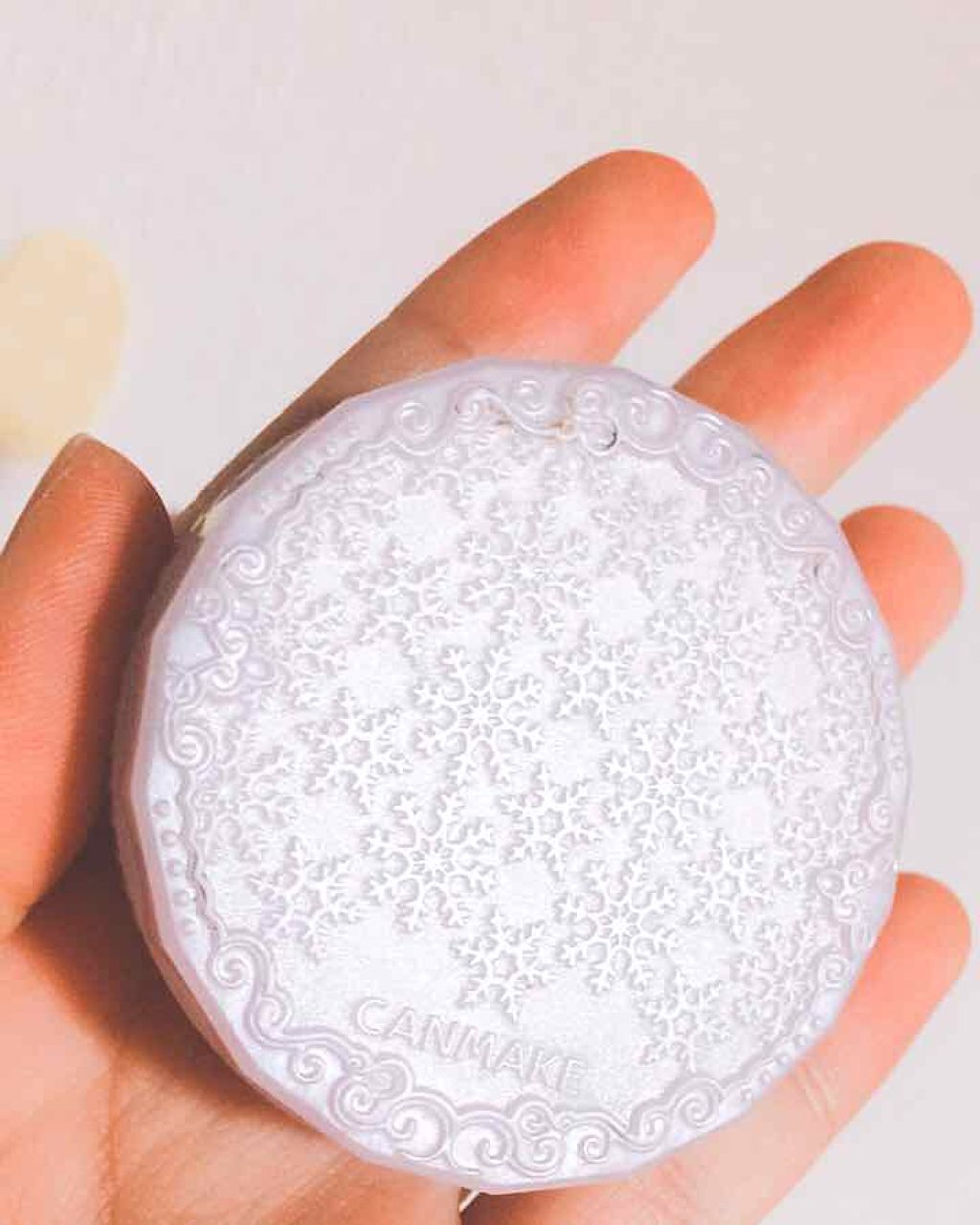 フロスティーマットスノーパウダー/キャンメイク/プレストパウダーを使ったクチコミ（3枚目）