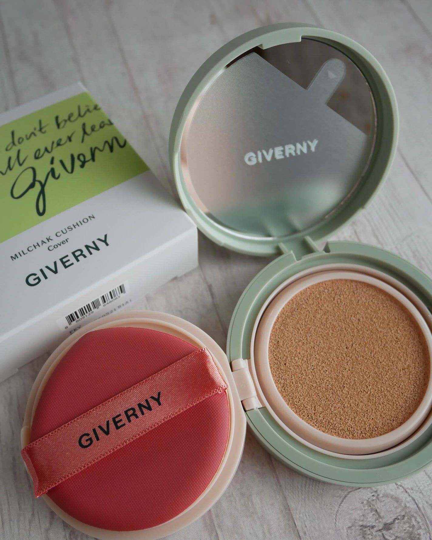 さゆさんさん on LIPS 「@giverny_japanGIVERNYジヴェルニー密着カバ..」(1枚目)