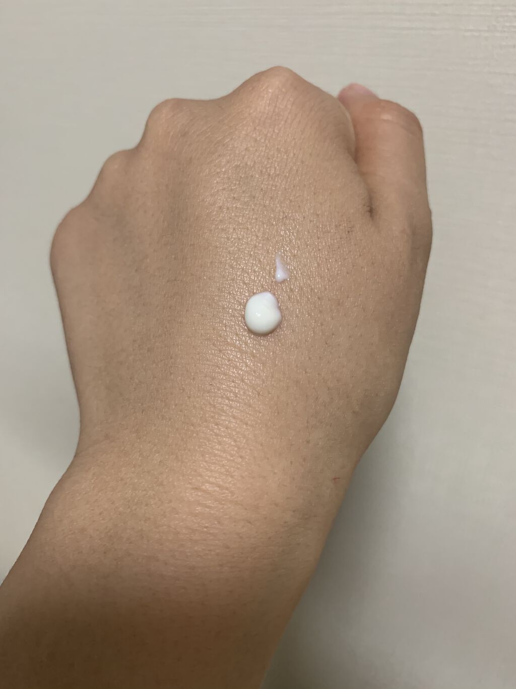 ブライトニングUVデイエッセンス/DEW/美容液を使ったクチコミ（2枚目）