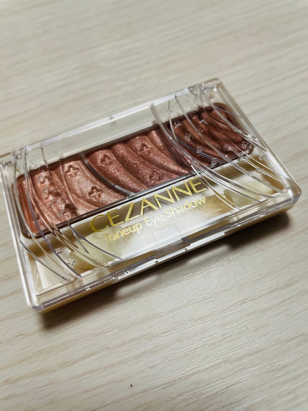 トーンアップアイシャドウ/CEZANNE/アイシャドウパレットを使ったクチコミ(1枚目)