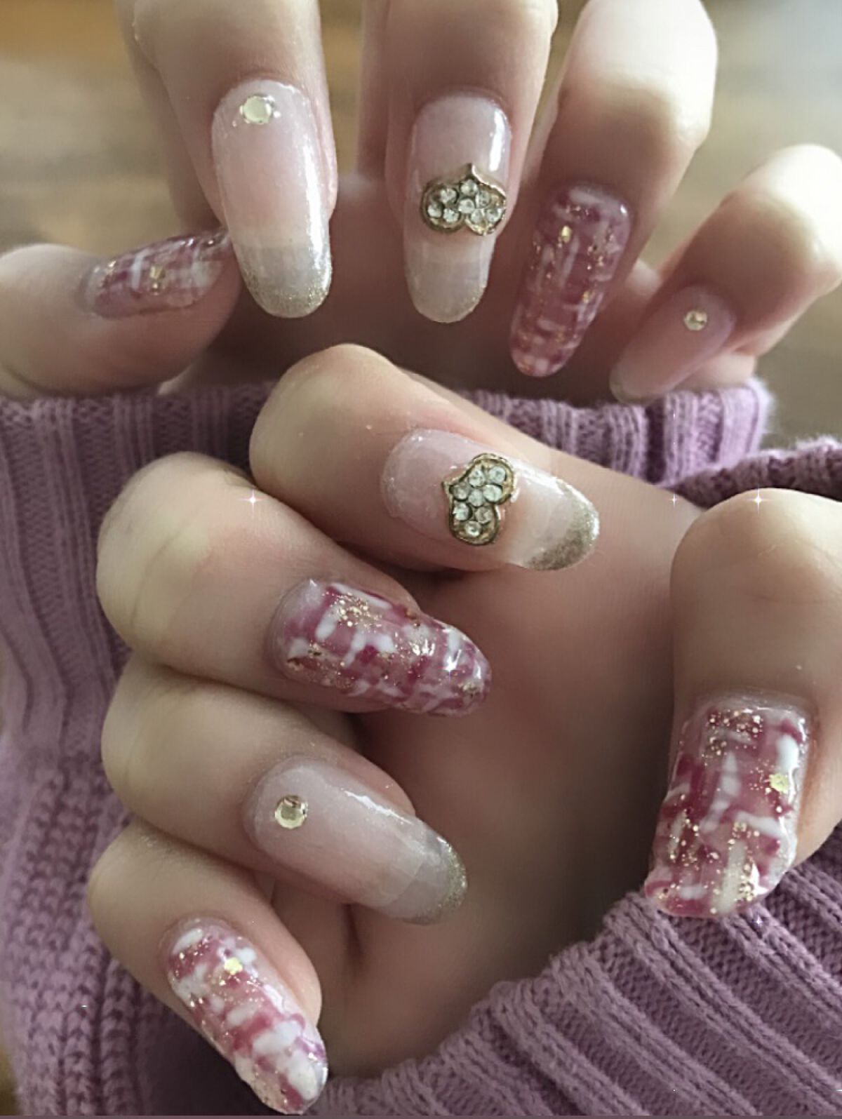 #ツイードネイル,#冬ネイル,#ピンクネイル,#セルフネイルのネイルデザイン