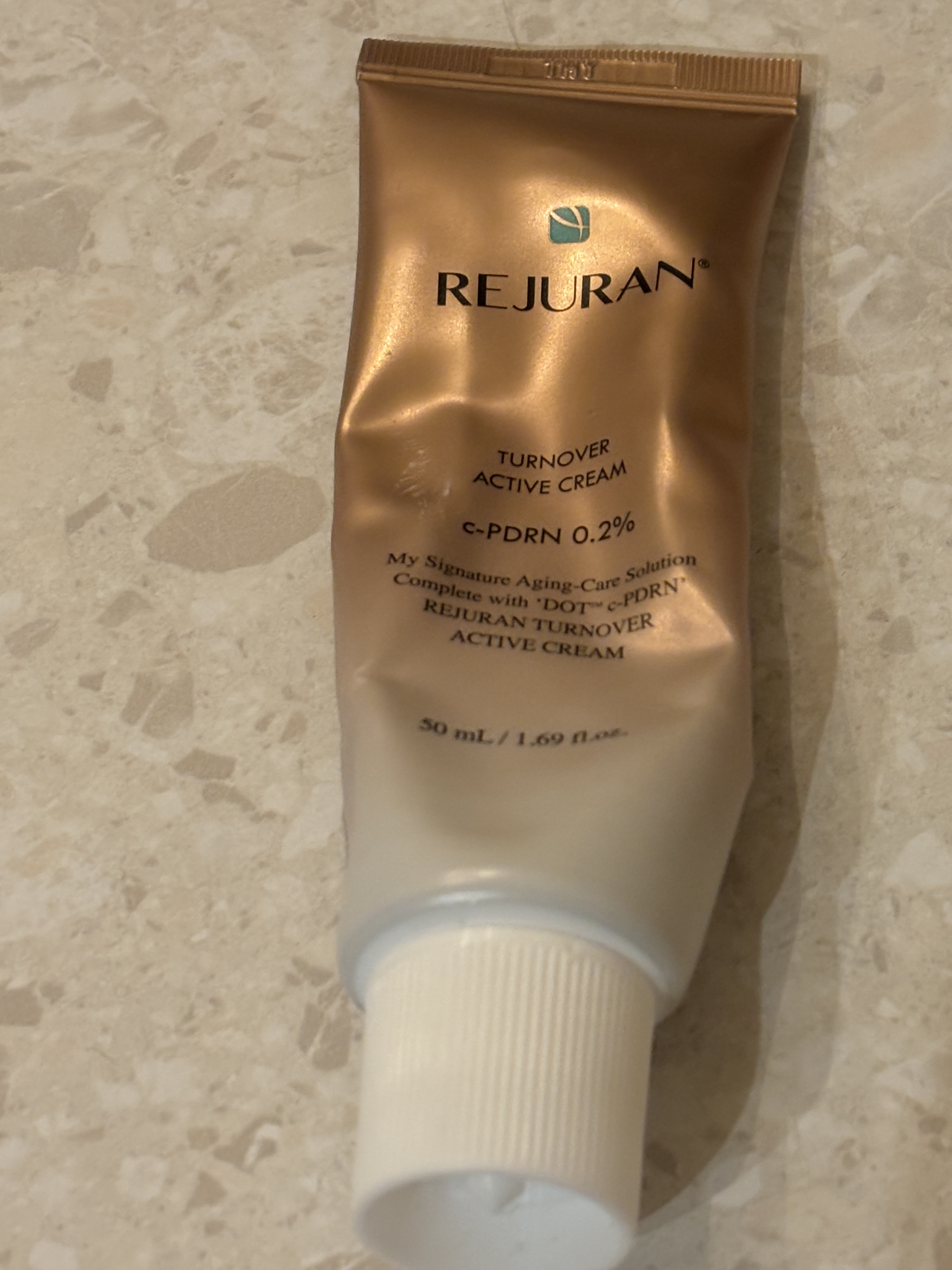 REJURAN ターンオーバーアクティブクリーム 50ml/REJURAN COSMETICS/フェイスクリームを使ったクチコミ（1枚目）