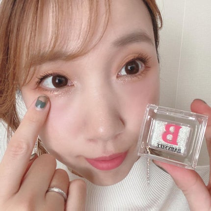 sarako on LIPS 「ベイビーミーニュアンスカラーシャドウ&フーミーマットリップパ..」(8枚目)