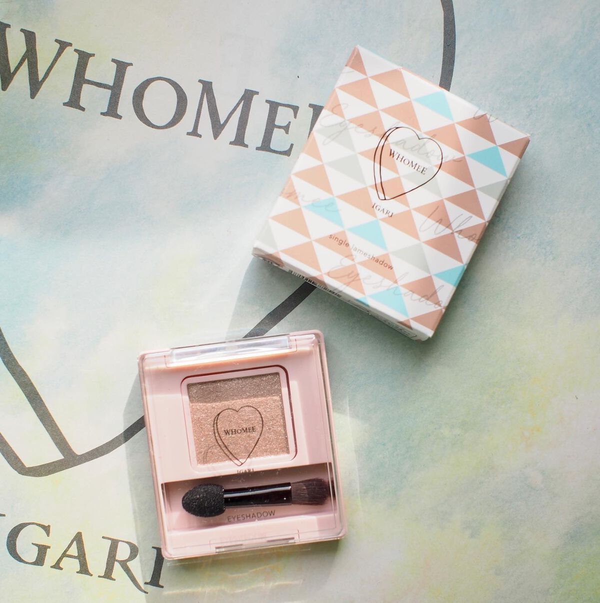 フーミー シングルラメシャドウ/WHOMEE/単色アイシャドウを使ったクチコミ（3枚目）