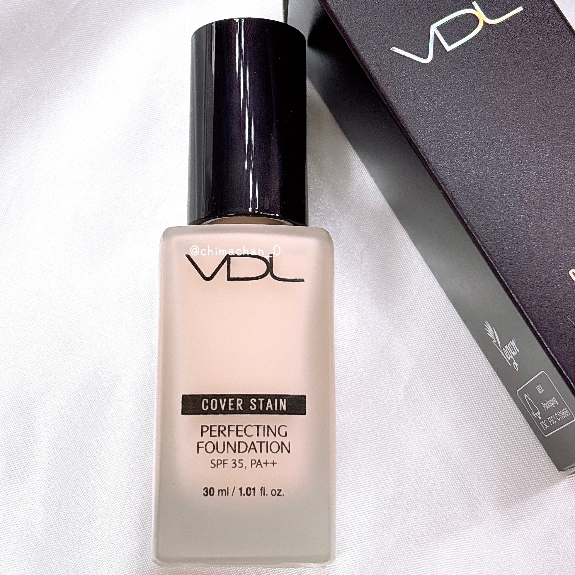 カバーステイン パーフェクティング ファンデーション M01ピンクオークル/VDL/リキッドファンデーションを使ったクチコミ（2枚目）