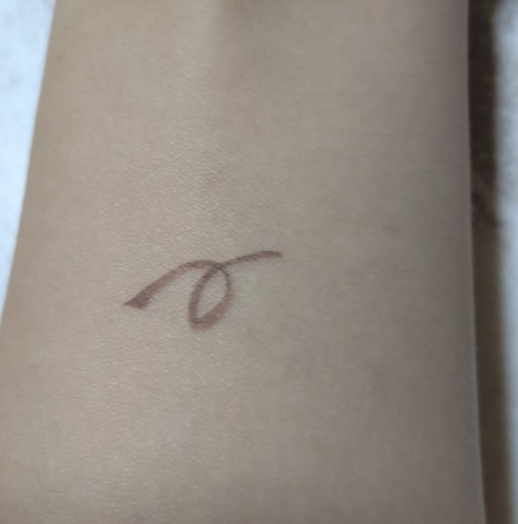 EYE OPENING LINER/UZU BY FLOWFUSHI/リキッドアイライナーを使ったクチコミ(3枚目)