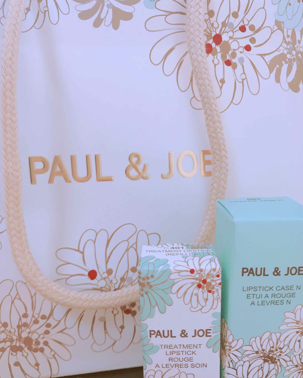 リップスティック トリートメント/PAUL & JOE BEAUTE/リップケアを使ったクチコミ（1枚目）