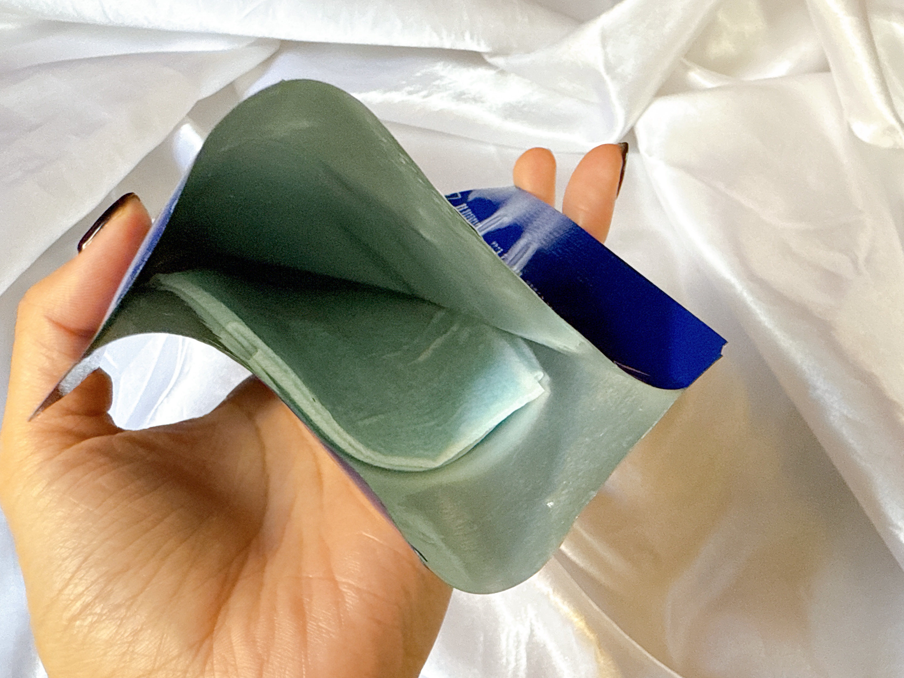 BADECASIL DERMASEAL MASK/23years old/シートマスク・パックを使ったクチコミ（2枚目）