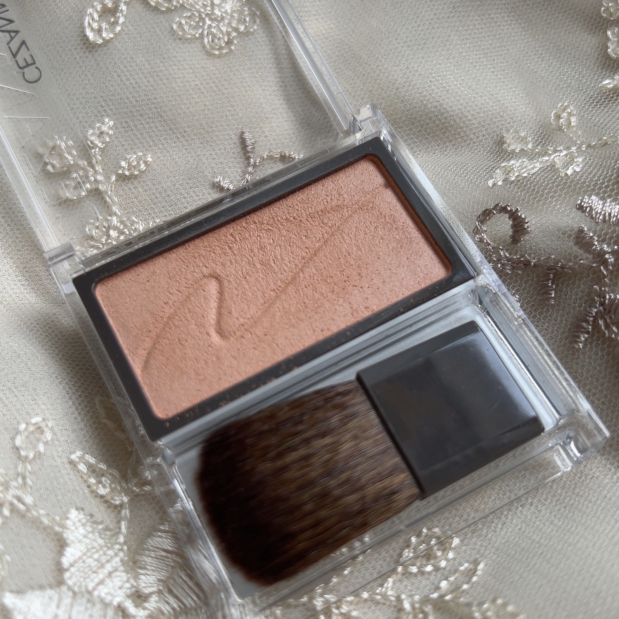 チークブラッシュ/CEZANNE/パウダーチークを使ったクチコミ（2枚目）