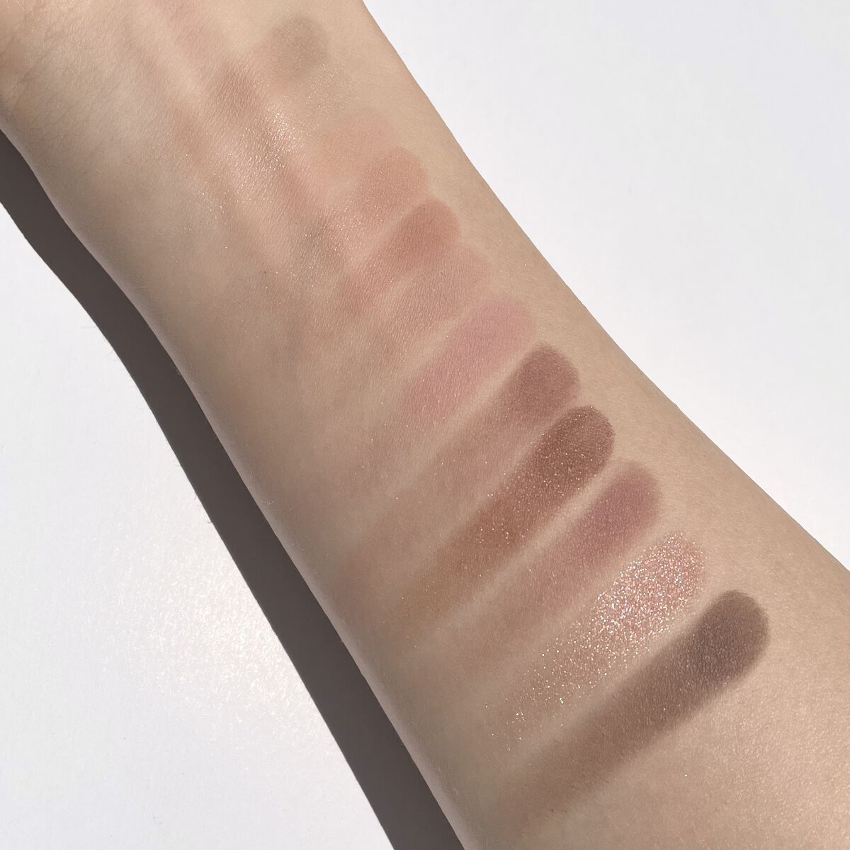 ソフトブラーリングアイパレット 02.リバリーブラーリング/wakemake/アイシャドウパレットを使ったクチコミ（3枚目）