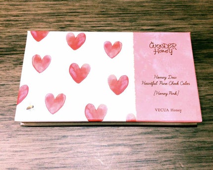 ワンダーハニー ハートフルなピュアチーク/VECUA Honey/パウダーチークを使ったクチコミ(1枚目)