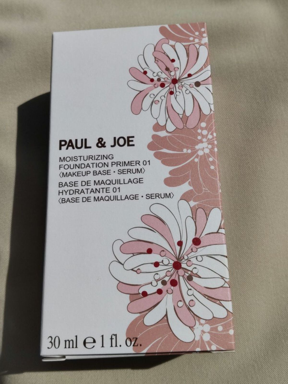 モイスチュアライジング ファンデーション プライマー/PAUL & JOE BEAUTE/化粧下地を使ったクチコミ(1枚目)