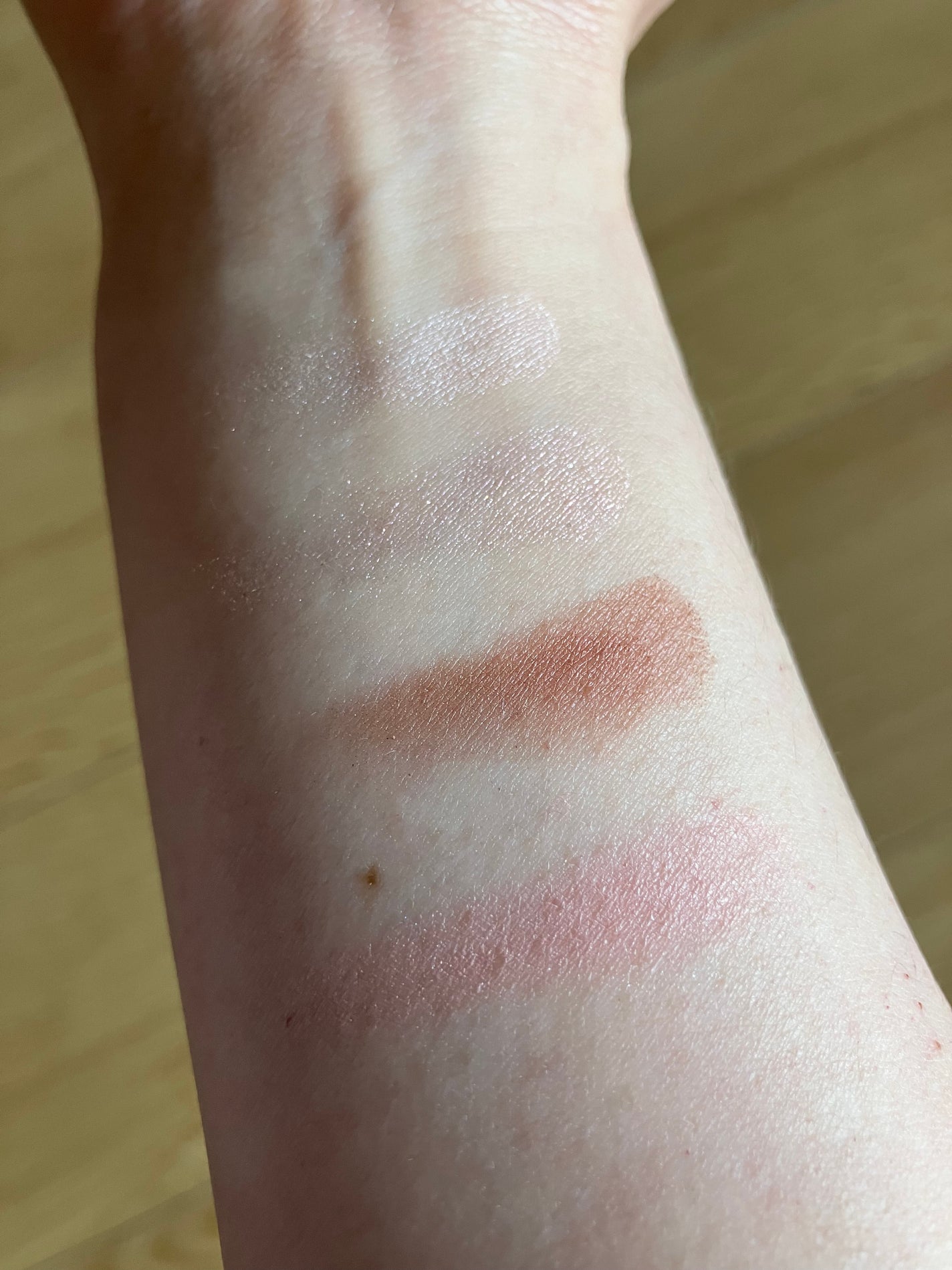 ベージュトーンアイシャドウ/CEZANNE/アイシャドウパレットを使ったクチコミ(2枚目)