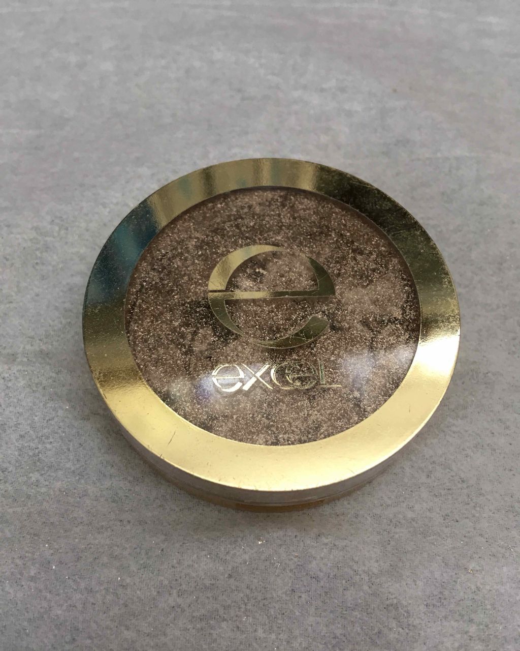 シャイニーシャドウ N/excel/単色アイシャドウを使ったクチコミ(2枚目)