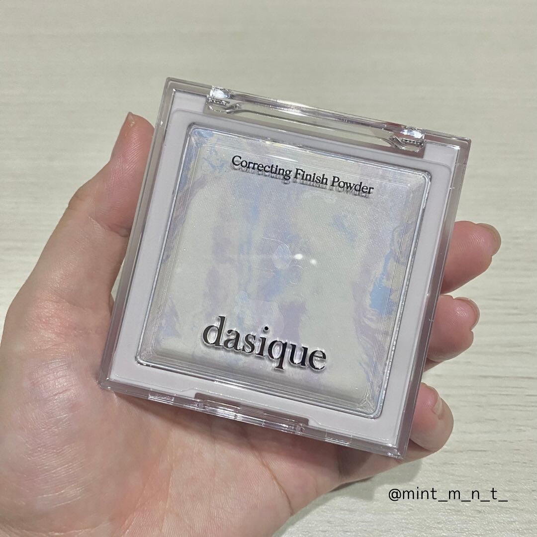 コレクティングフィニッシュパウダー/dasique/プレストパウダーを使ったクチコミ（2枚目）