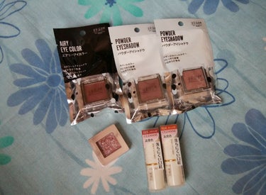 UR GLAM　POWDER EYESHADOW/U R GLAM/シングルアイシャドウを使ったクチコミ（1枚目）