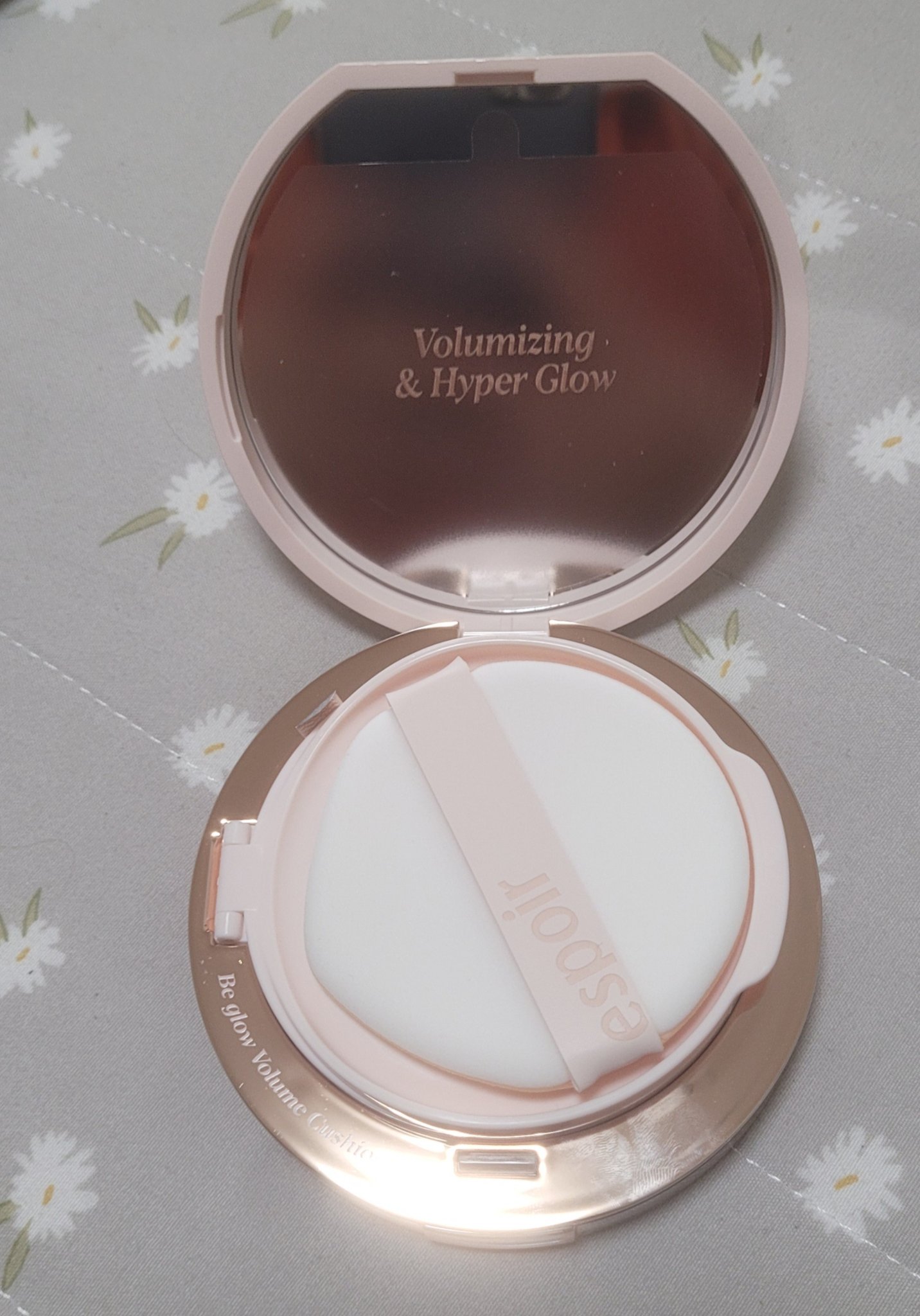 エスポア ビーグロー ボリュームクッション/espoir/クッションファンデーションを使ったクチコミ（3枚目）