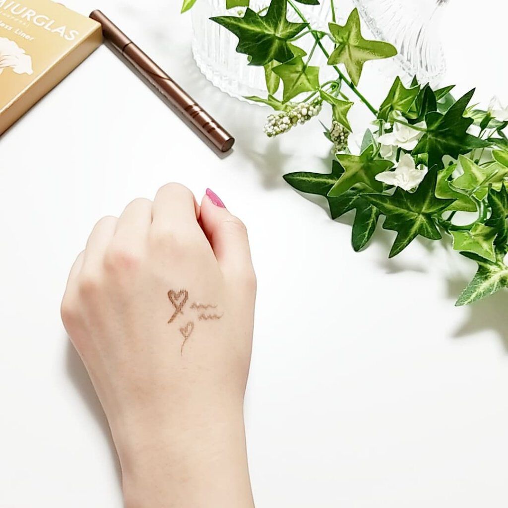 スキルレスライナー/LUMIURGLAS/リキッドアイライナーを使ったクチコミ（3枚目）