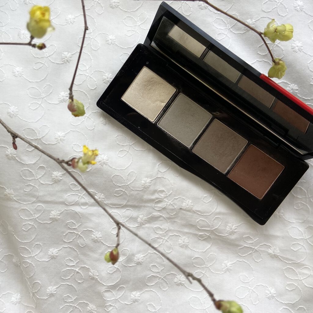 エッセンシャリスト アイパレット 02 Platinum Street Metals/SHISEIDO/アイシャドウパレットを使ったクチコミ（1枚目）