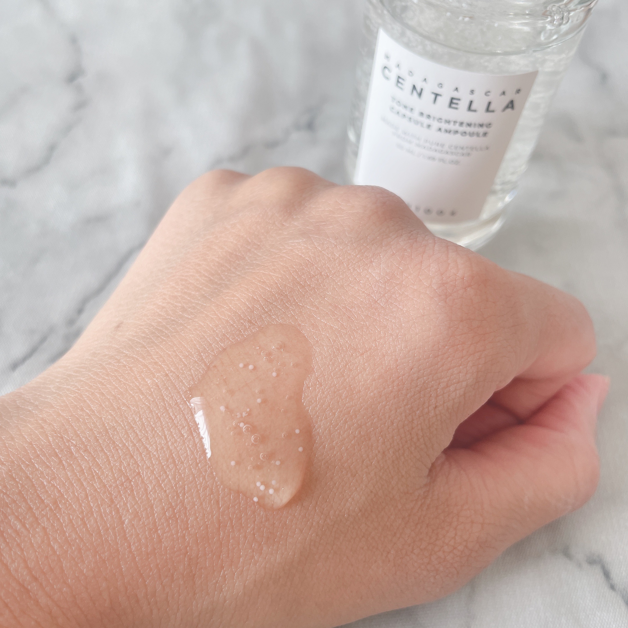 トーンブライトニング カプセルアンプル/SKIN1004/美容液を使ったクチコミ（3枚目）