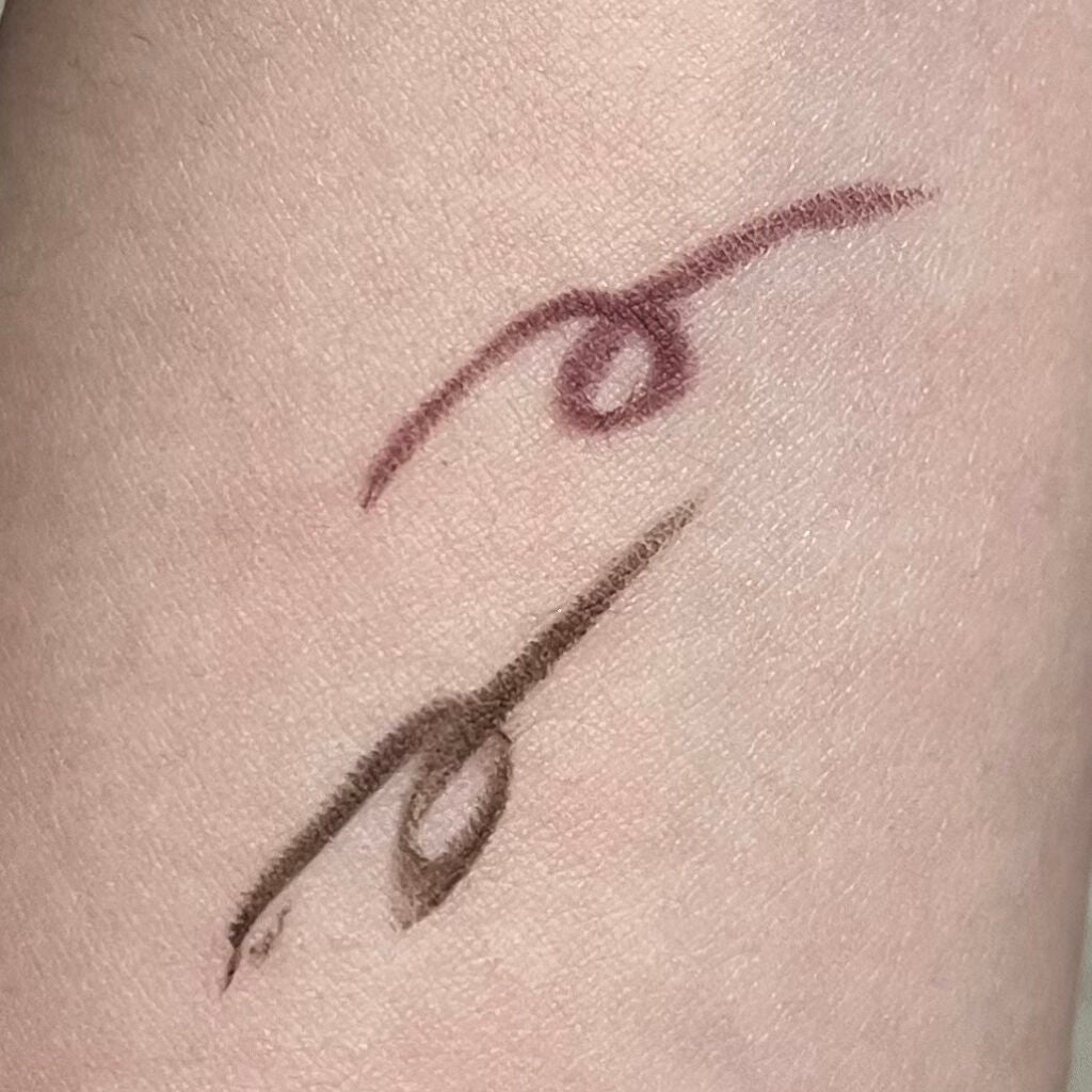 「密着アイライナー」クリームペンシル/デジャヴュ/ペンシルアイライナーを使ったクチコミ(2枚目)