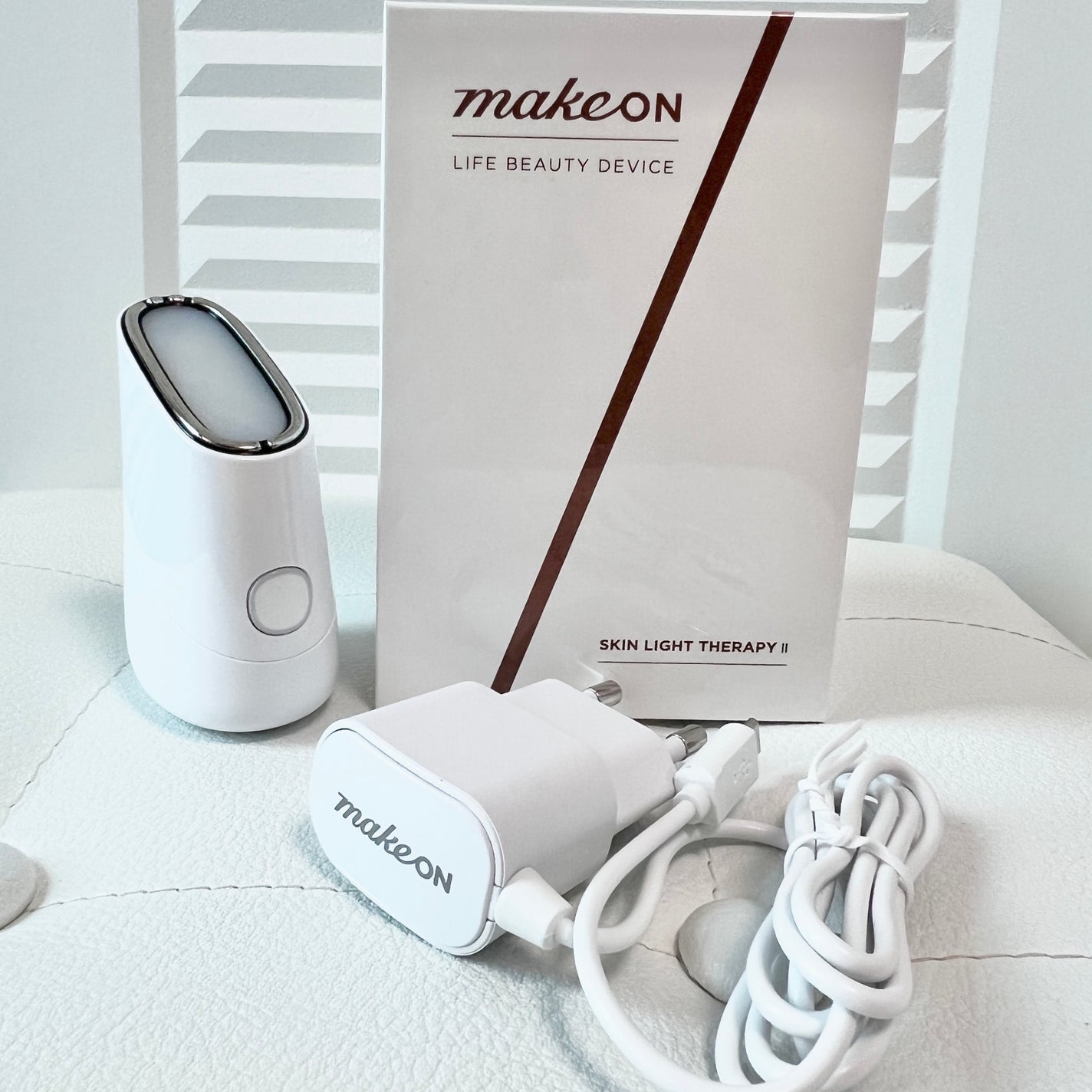 メイクオンスキンライトセラピーⅡ・Makeon美容機器 スキンライトセラピーII|Makeonの使い方を徹底解説 - MAKEON