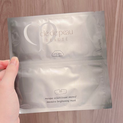 マスクエクレルシサン/クレ・ド・ポー ボーテ/シートマスク・パックを使ったクチコミ(3枚目)