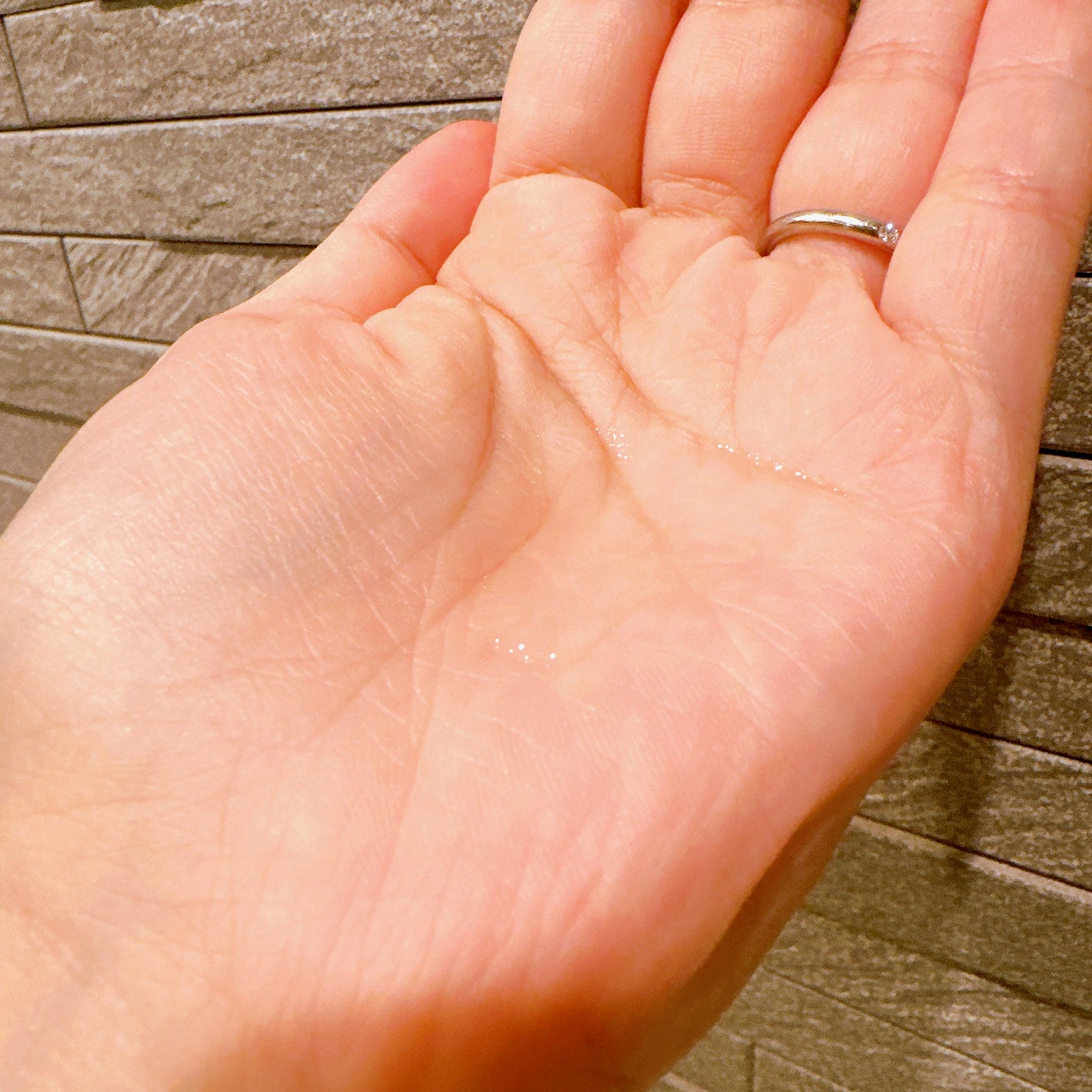 AZシリーズ アゼッフィト VCエッセンス/NIKI PITA/美容液を使ったクチコミ(4枚目)