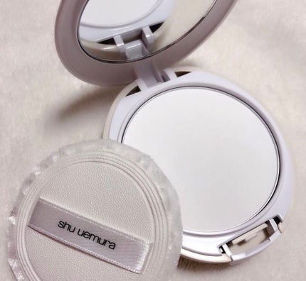 ステージ パフォーマー インビジブル パウダー/shu uemura/プレストパウダーを使ったクチコミ(3枚目)