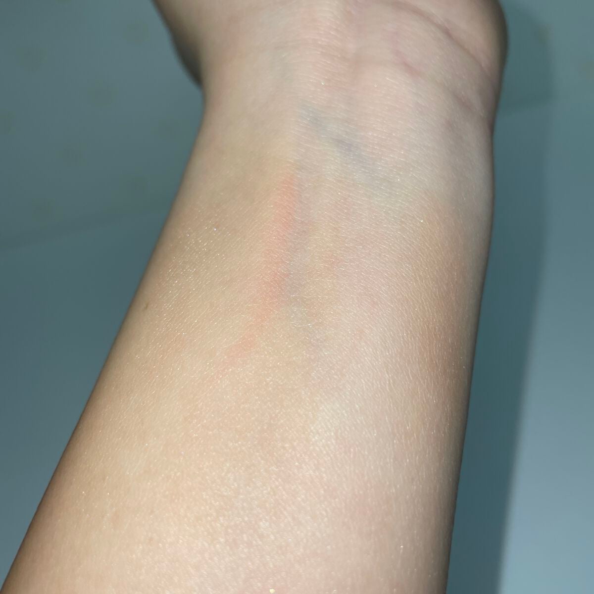 トーンアップアイシャドウ/CEZANNE/アイシャドウパレットを使ったクチコミ(4枚目)