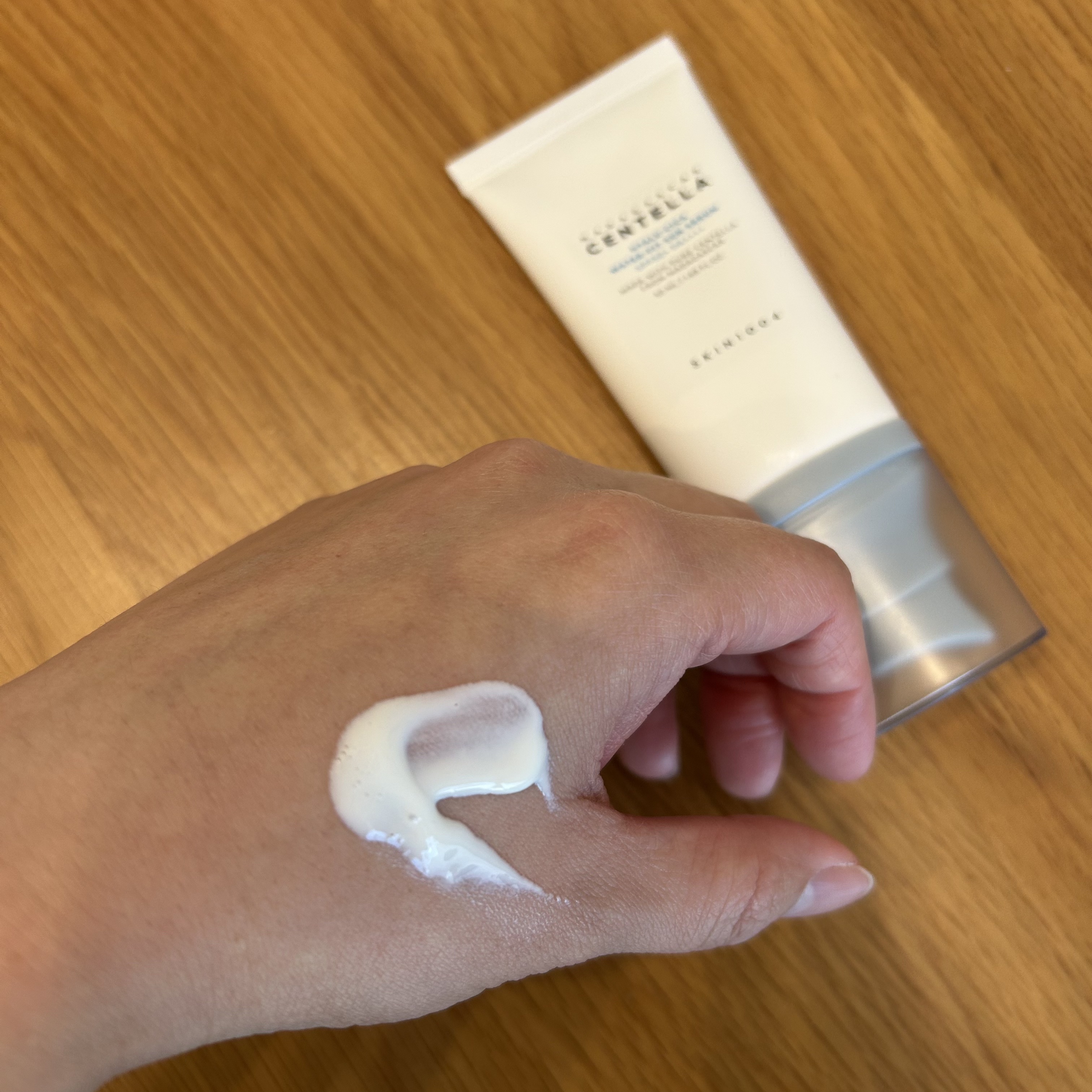 ヒアルーシカ ウォーターフィット サンセラム/SKIN1004/日焼け止めローションを使ったクチコミ（2枚目）