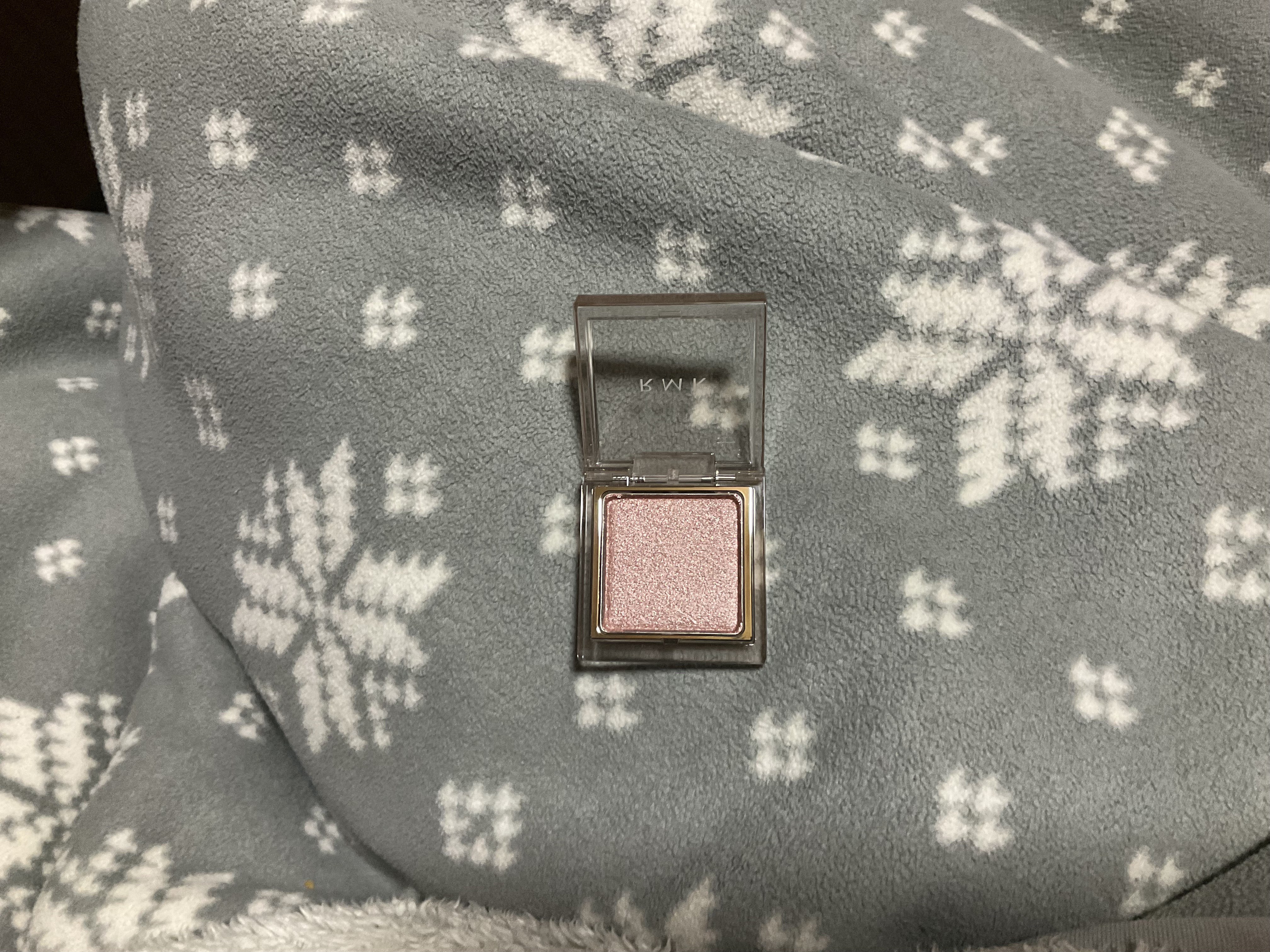 インフィニット シングル アイズ 03 ピンク サファイア/RMK/単色アイシャドウを使ったクチコミ（1枚目）