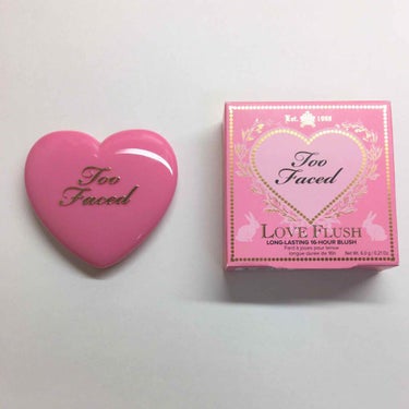 

パケ買い！可愛すぎるToo Facedのチーク


TooFaced 
ラブ フラッシュ ロングラスティング 16H ブラッシュ
JUSTIFY MY LOVE 


完全にパケ買いでしたが発色、色