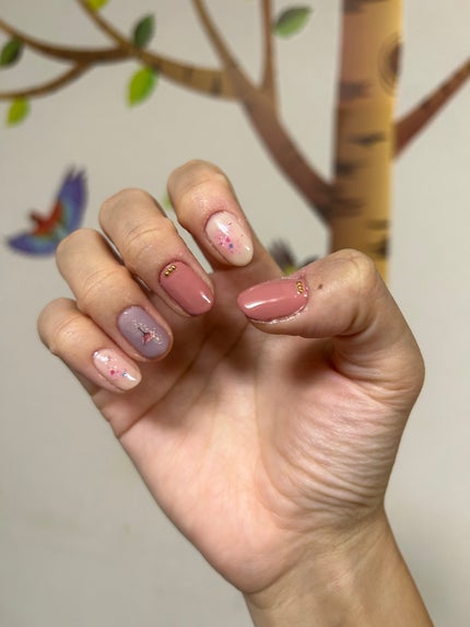 カラフルネイルズ/キャンメイク/マニキュアを使ったクチコミ(5枚目)