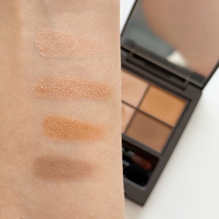 アンノウンアイズ/STEIASUR(ステイアシュール)/アイシャドウパレットを使ったクチコミ(4枚目)