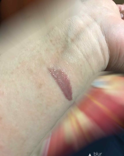 LIP38℃ +UnFrame<ホログラフィック>/UZU BY FLOWFUSHI/リップグロスを使ったクチコミ(3枚目)