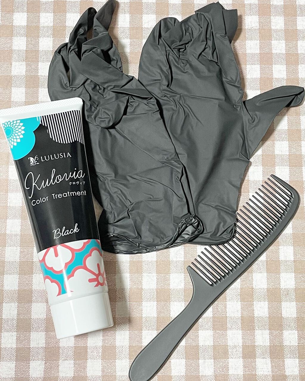 comaki on LIPS 「ルルシアのクロヴィアカラートリートメントをお試ししました。濃い..」(1枚目)