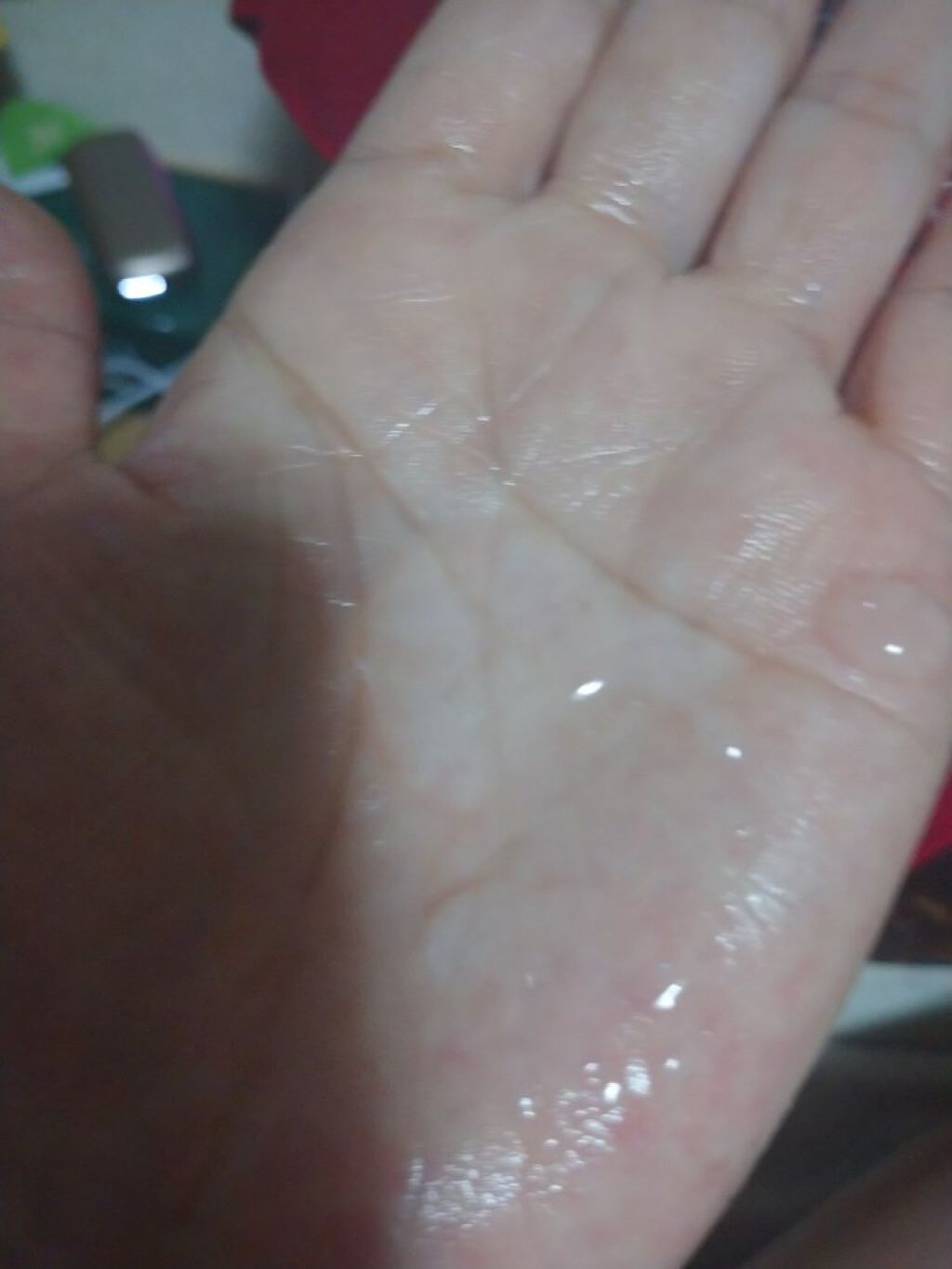 ローヤルゼリー配合形状記憶ジェル/DAISO/美容液を使ったクチコミ（3枚目）