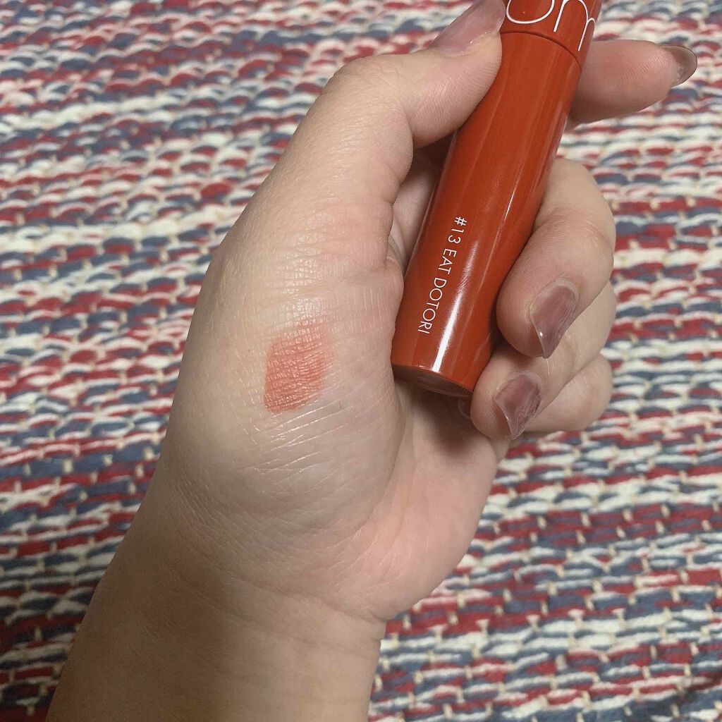 ジューシーラスティングティント/rom&nd/リップティントを使ったクチコミ（2枚目）