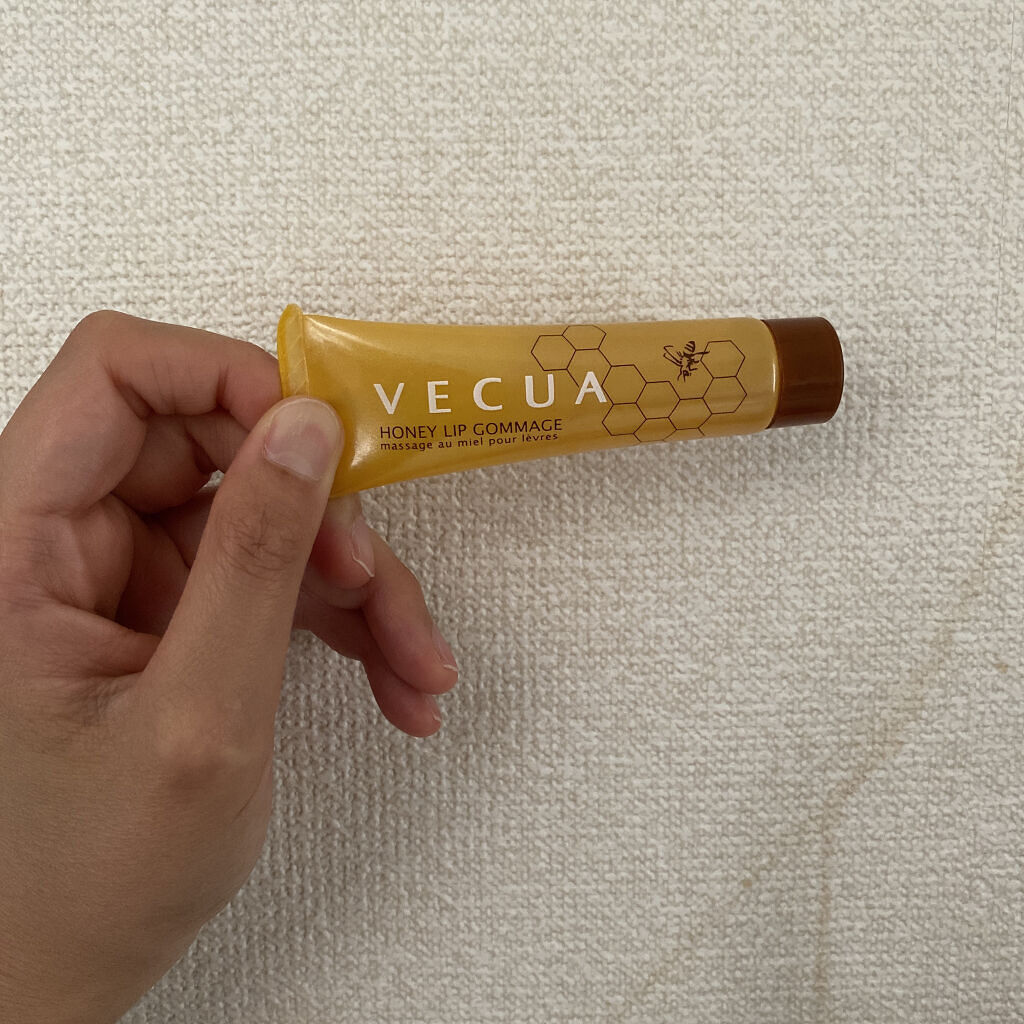 ハニーリップゴマージュ/VECUA/リップケアを使ったクチコミ（1枚目）