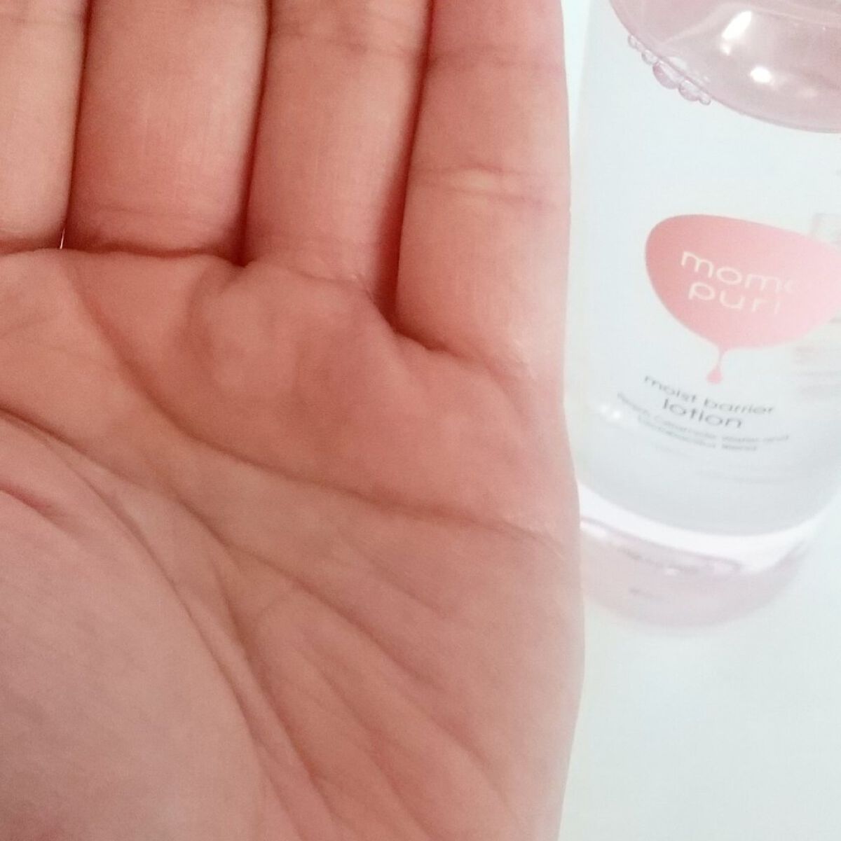 ももぷり 潤いバリア化粧水のクチコミ「お顔には正直う～んって感じ…🥲
だから、ボディ用化粧水として活用中🎵

◤ももぷり 潤いバリア.....」（3枚目）