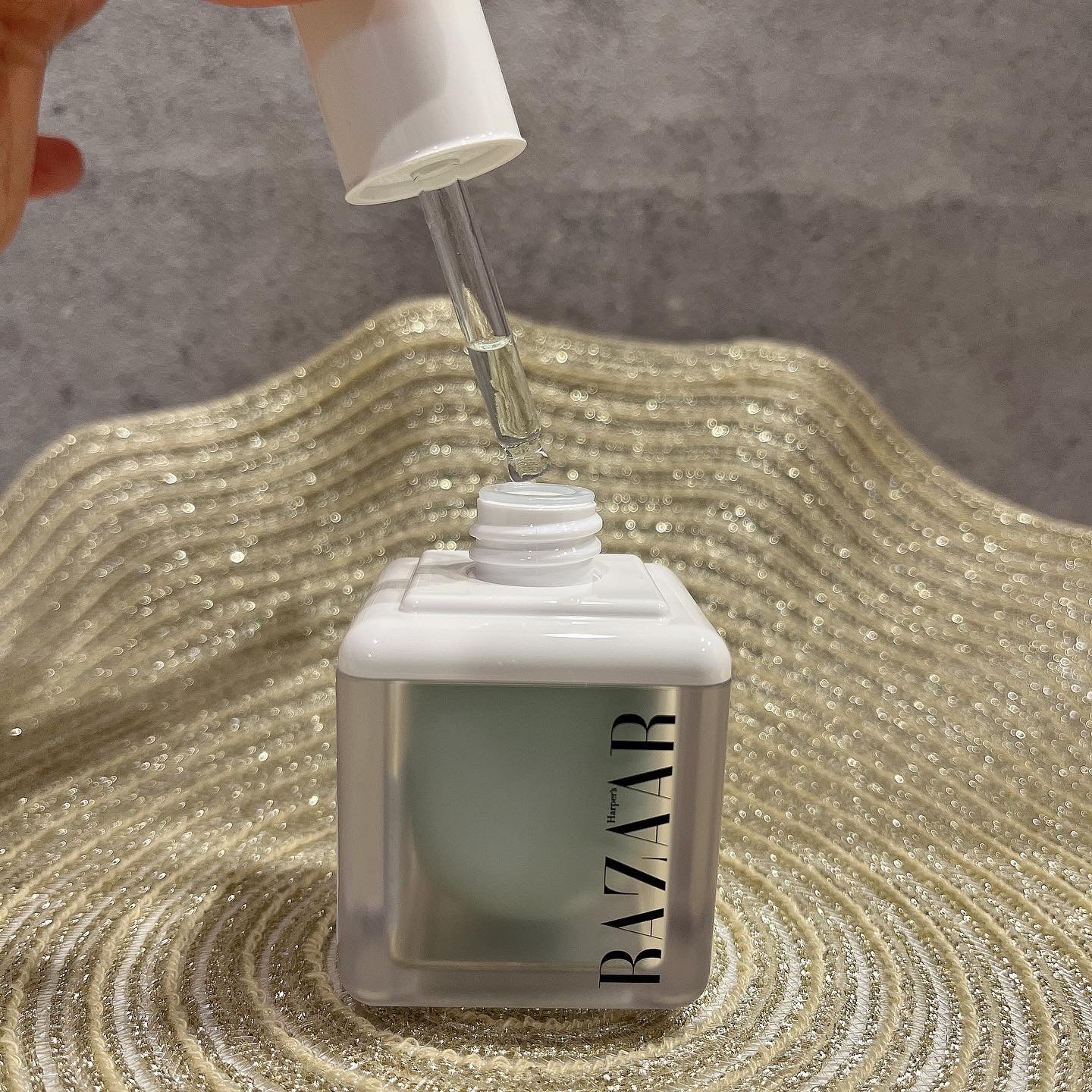 スキン フィット インテンシブ カーミング セラム/Harper's BAZAAR Cosmetics/美容液を使ったクチコミ（2枚目）