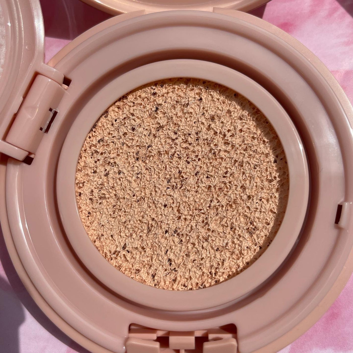 シースルー ヴェール コンパクト/PAUL & JOE BEAUTE/ファンデーションを使ったクチコミ(5枚目)