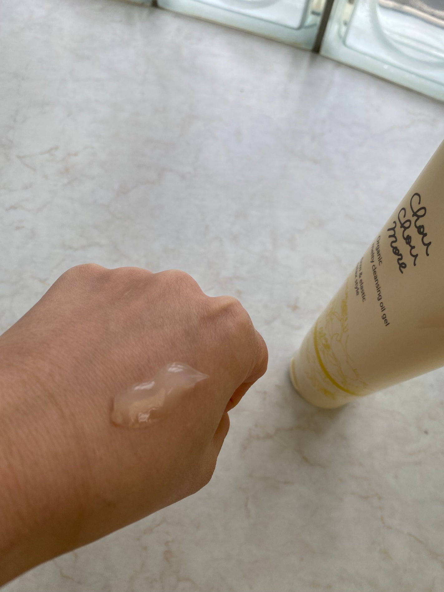 とろけるクレンジングオイルジェル/シュシュモア/クレンジングジェルを使ったクチコミ(2枚目)